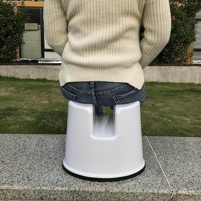 バスチェア お風呂椅子 風呂いす バススツール シャワーチェア 介護風呂イス 浴用イス 介護椅子 踏み台 耐荷重250kg U形 プラスチック製椅子 防滑 耐久性 家用 ストレス解消 普段 洗えない場所も簡単に洗えます 多機能バスチェア (ホワイト) 画像 3